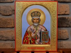 Рукописная икона Николай Чудотворец с резьбой и золочением